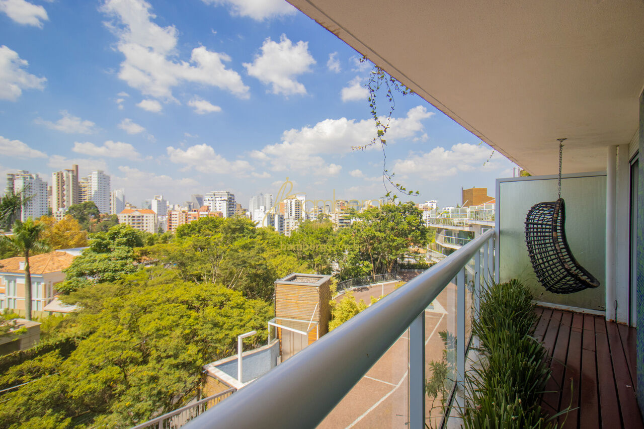 Casa no bairro Real Parque - São Paulo