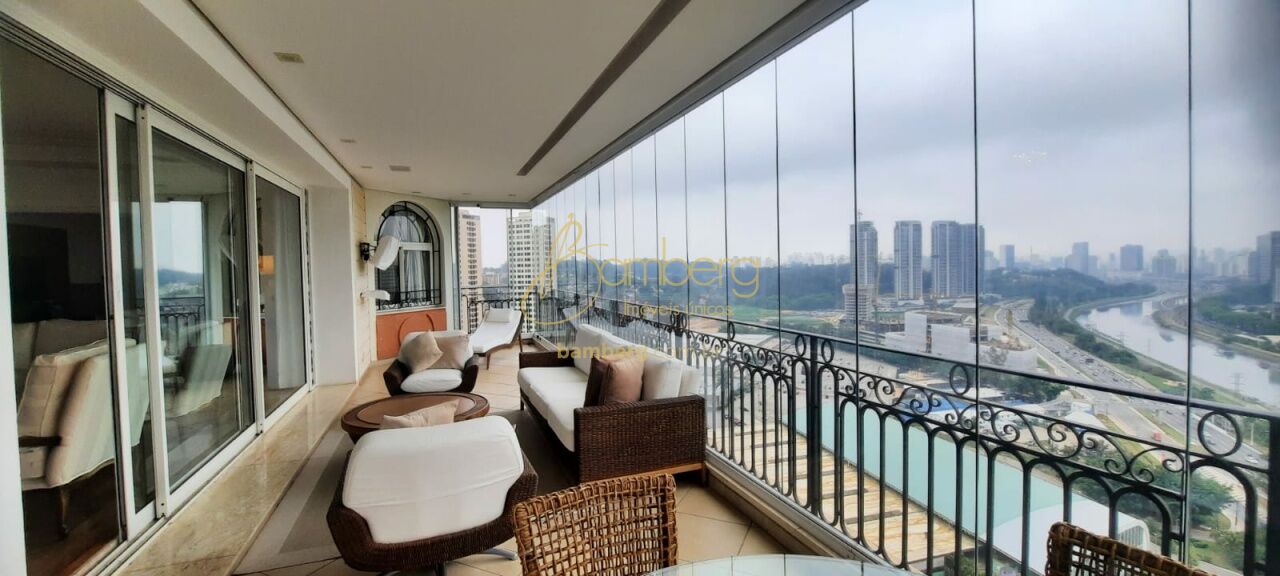 Apartamento no bairro Panamby - São Paulo