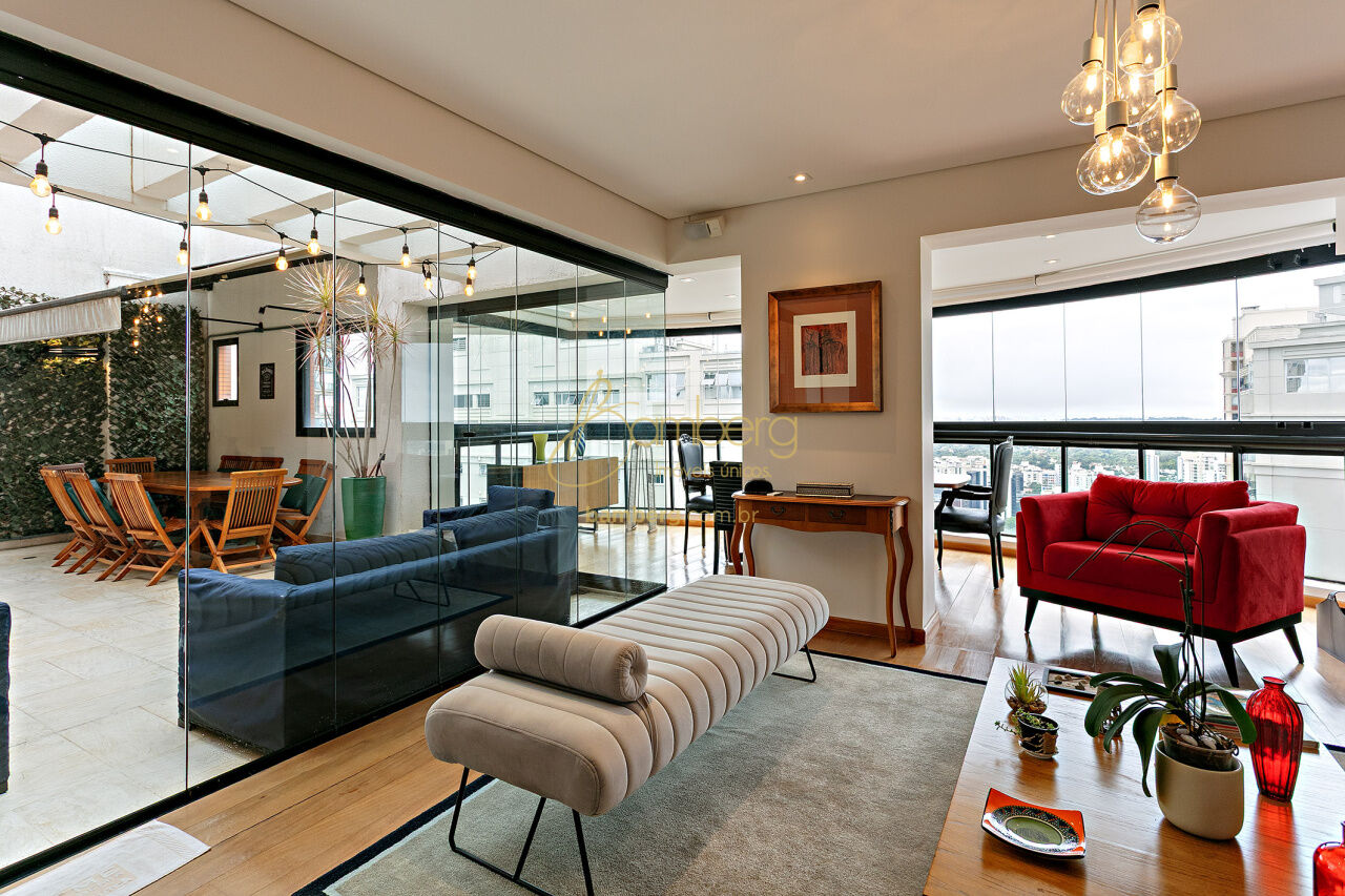 Apartamento no bairro Panamby - São Paulo