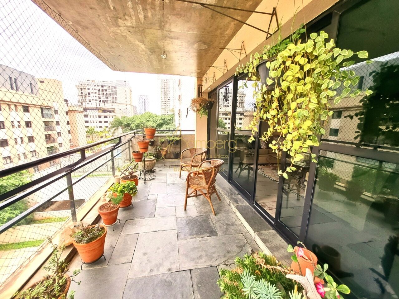 Apartamento no bairro Real Parque - São Paulo