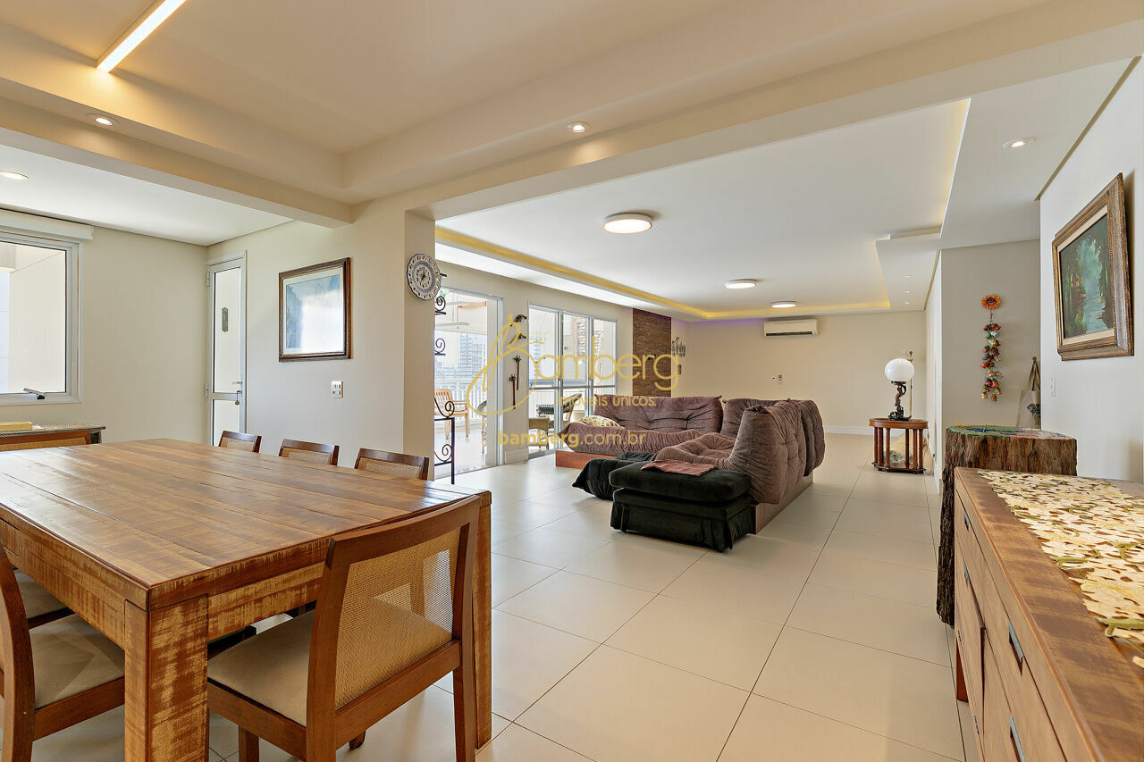 Apartamento no bairro Chácara Santo Antônio  - São Paulo