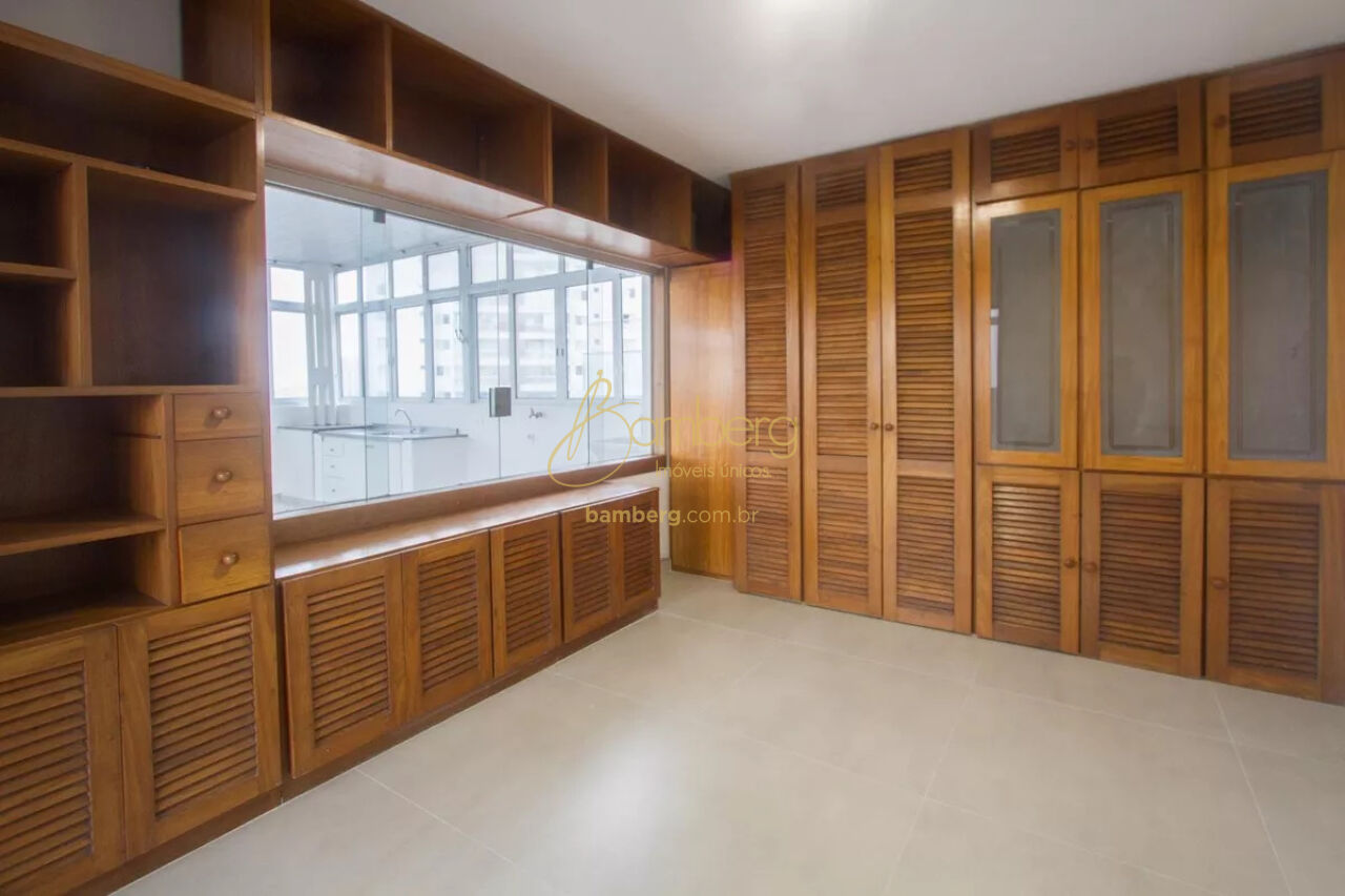 Apartamento no bairro Granja Julieta - São Paulo