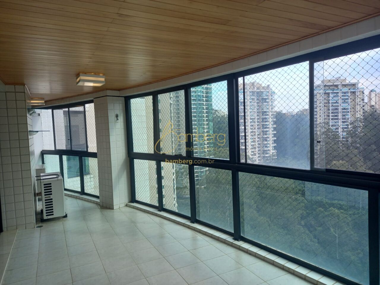 Apartamento no bairro Morumbi - São Paulo