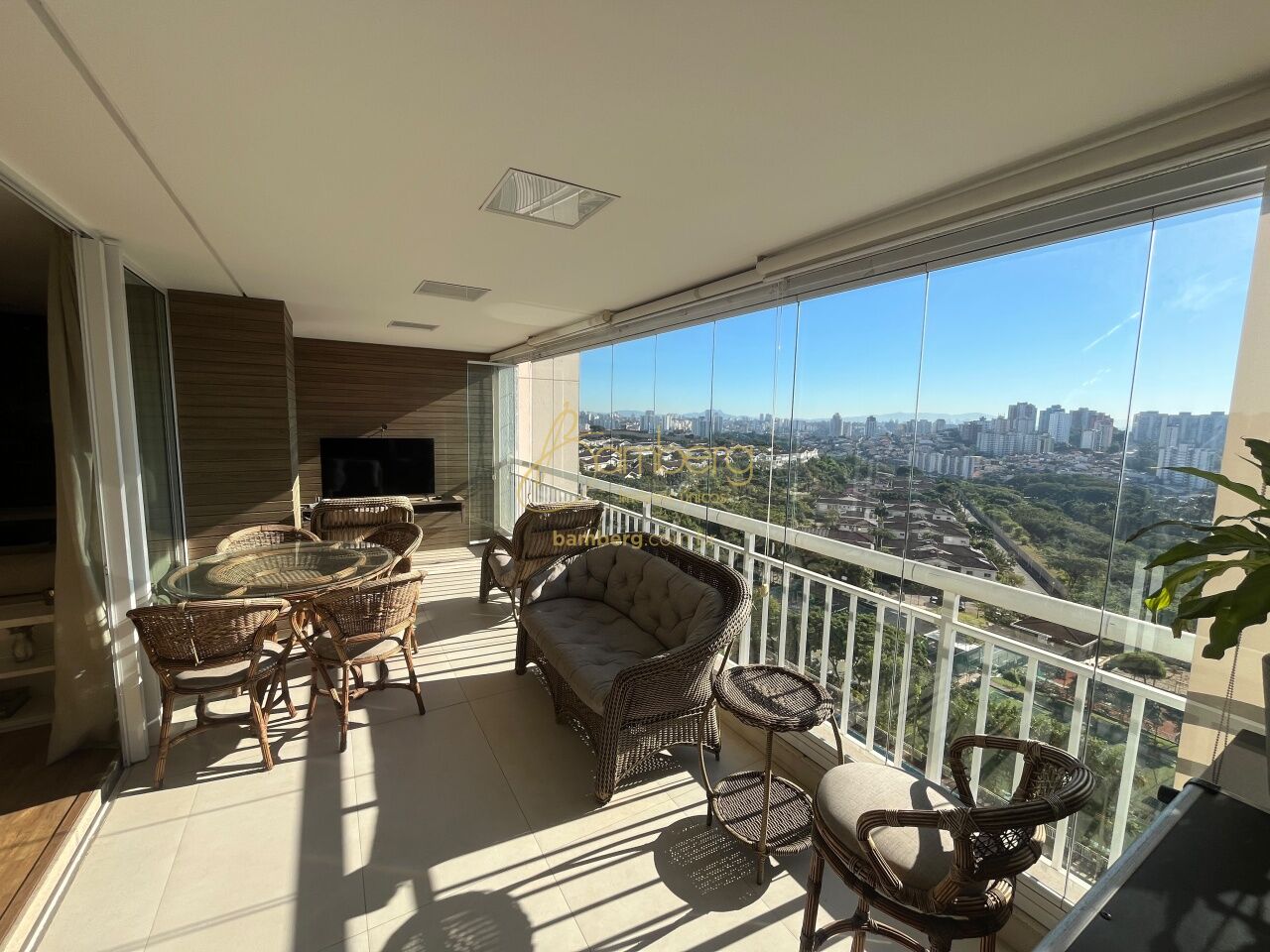 Apartamento no bairro Morumbi - São Paulo