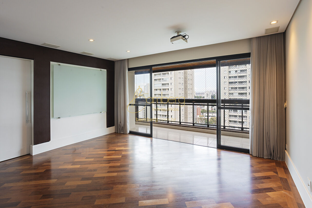 Apartamento no bairro Vila Suzana - São Paulo