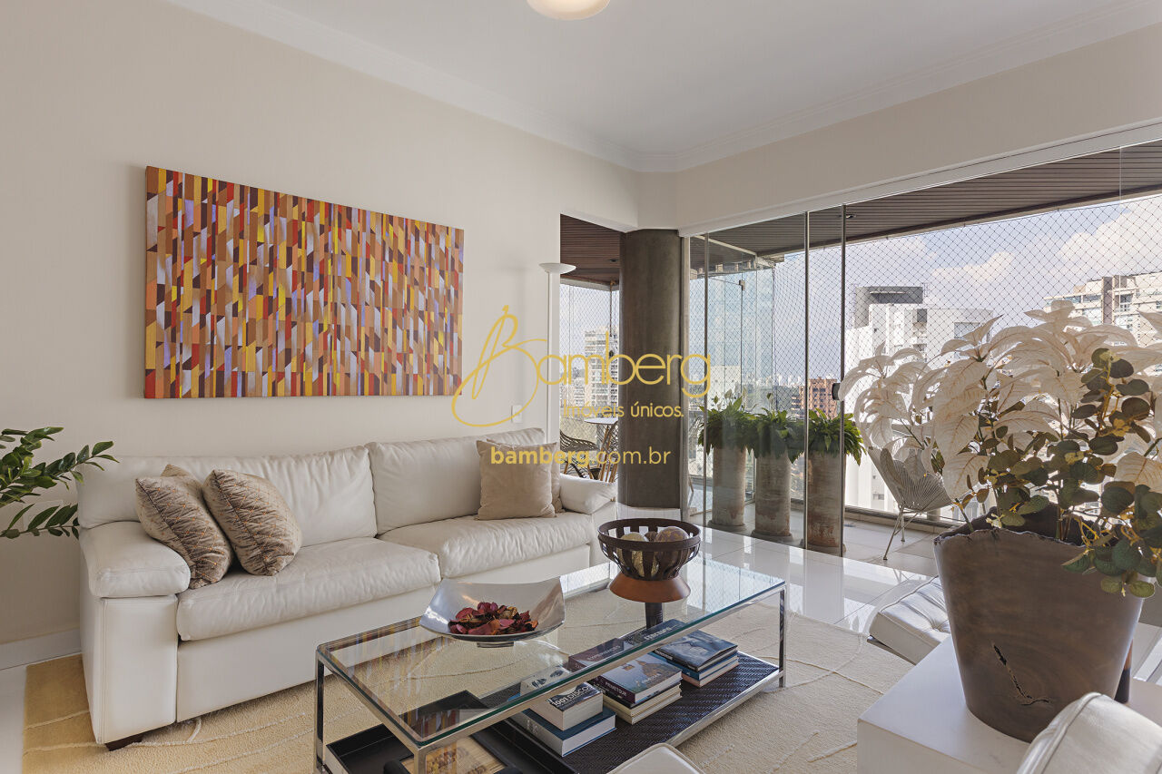 Apartamento no bairro Panamby - São Paulo