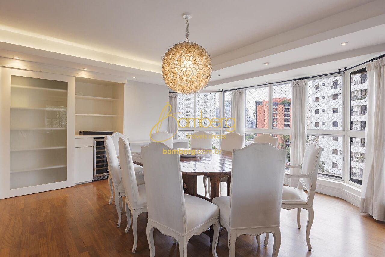 Apartamento no bairro Real Parque - São Paulo