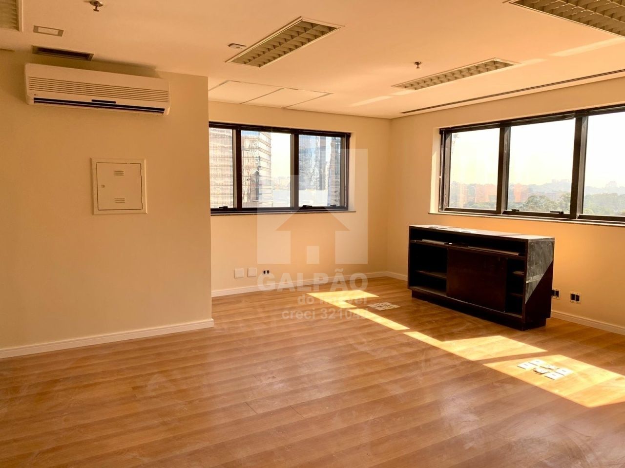Conj. Comercial para Venda - Vila Olímpia