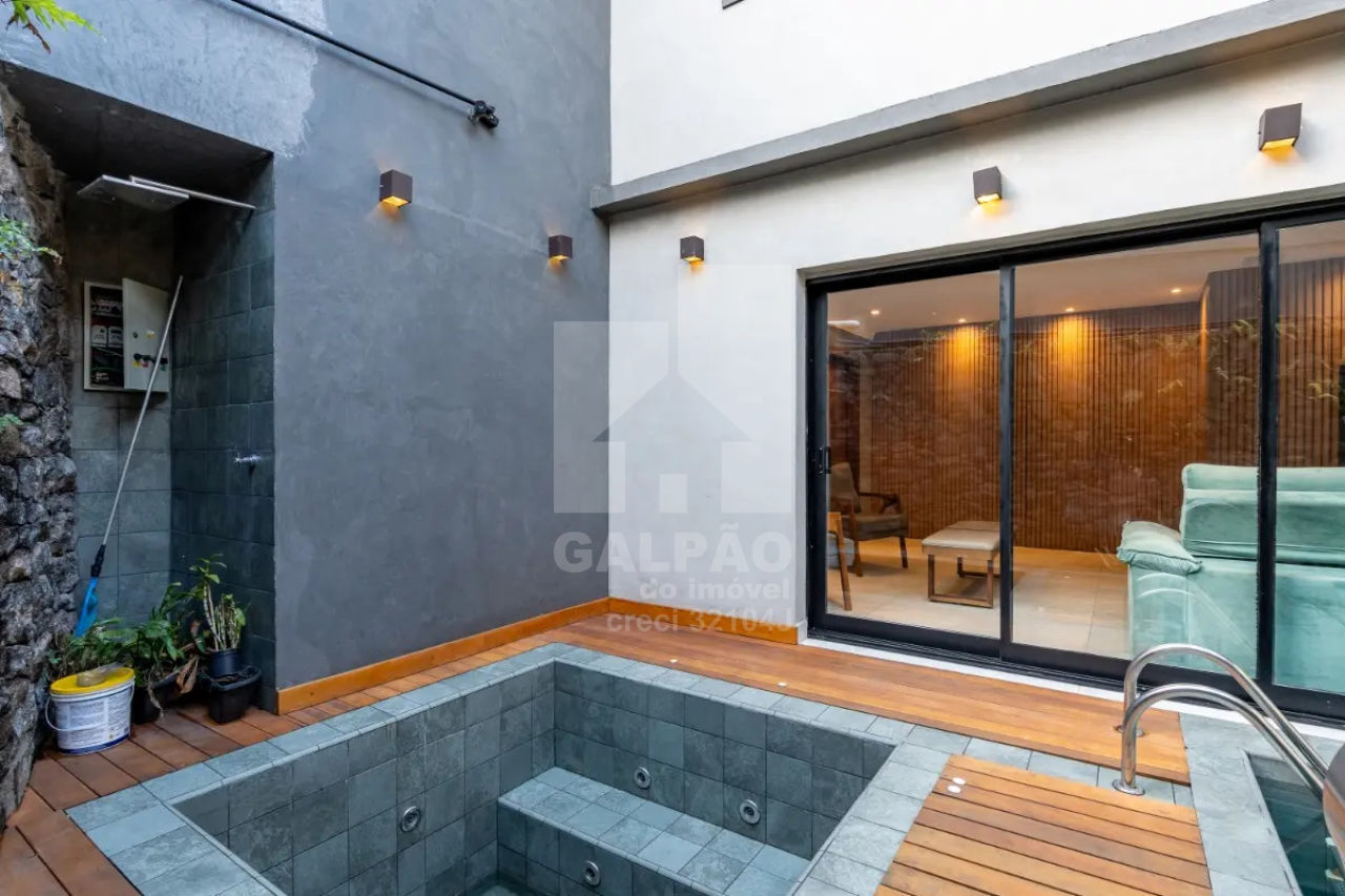 Casa Assobradada para Venda - Planalto Paulista