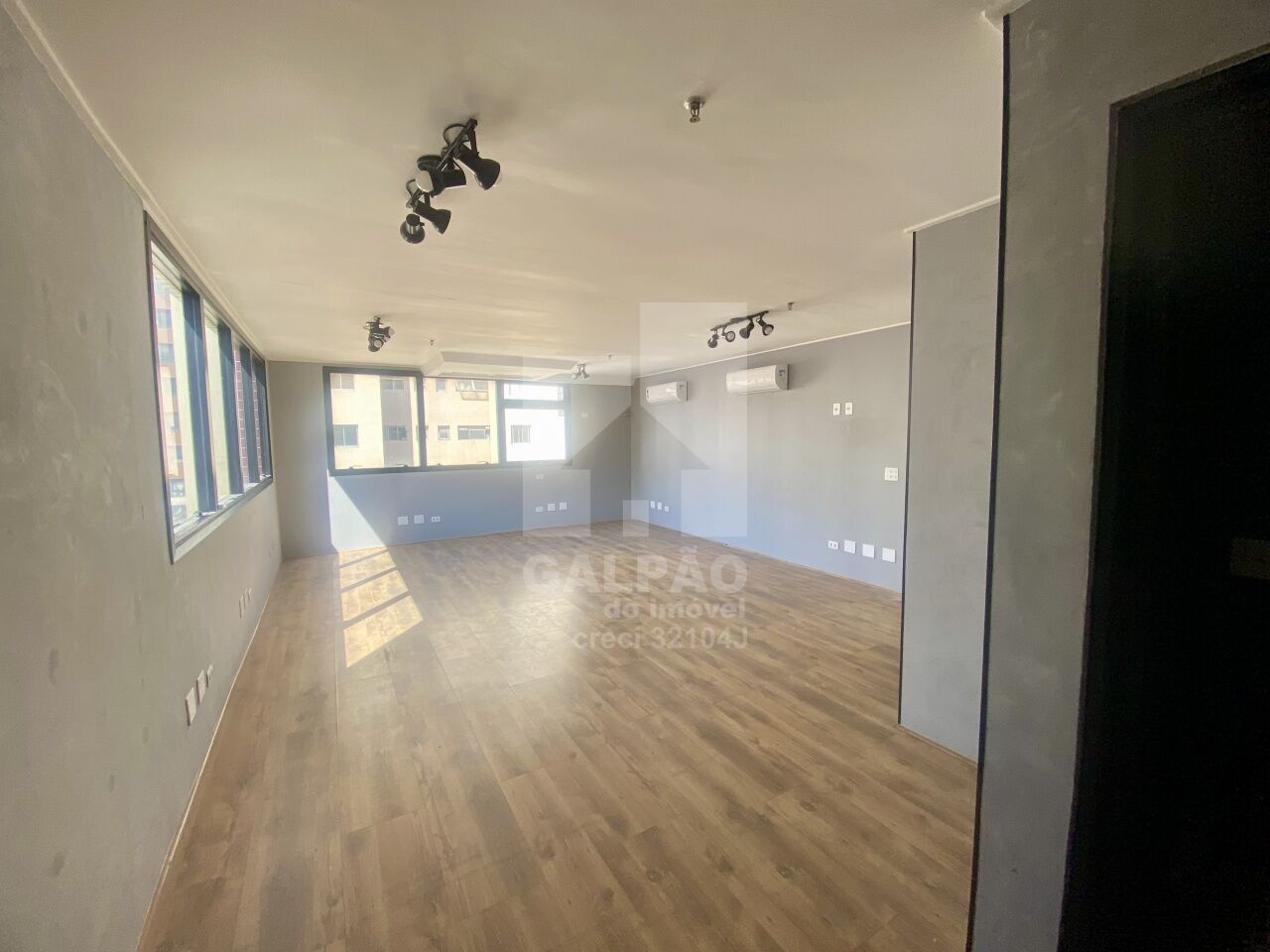 Conj. Comercial para Venda - moema