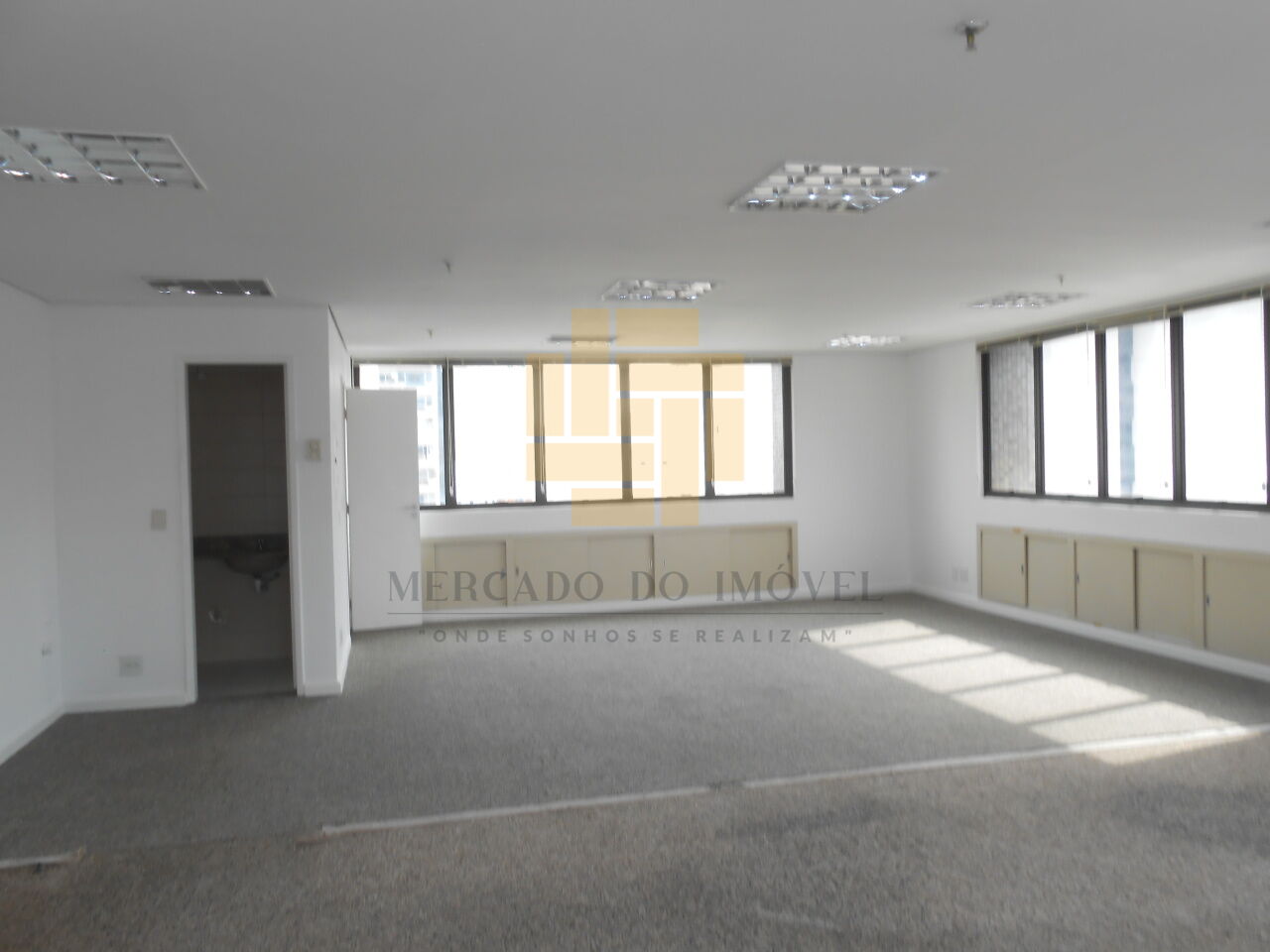 Conj. Comercial para Locação - Campo Belo