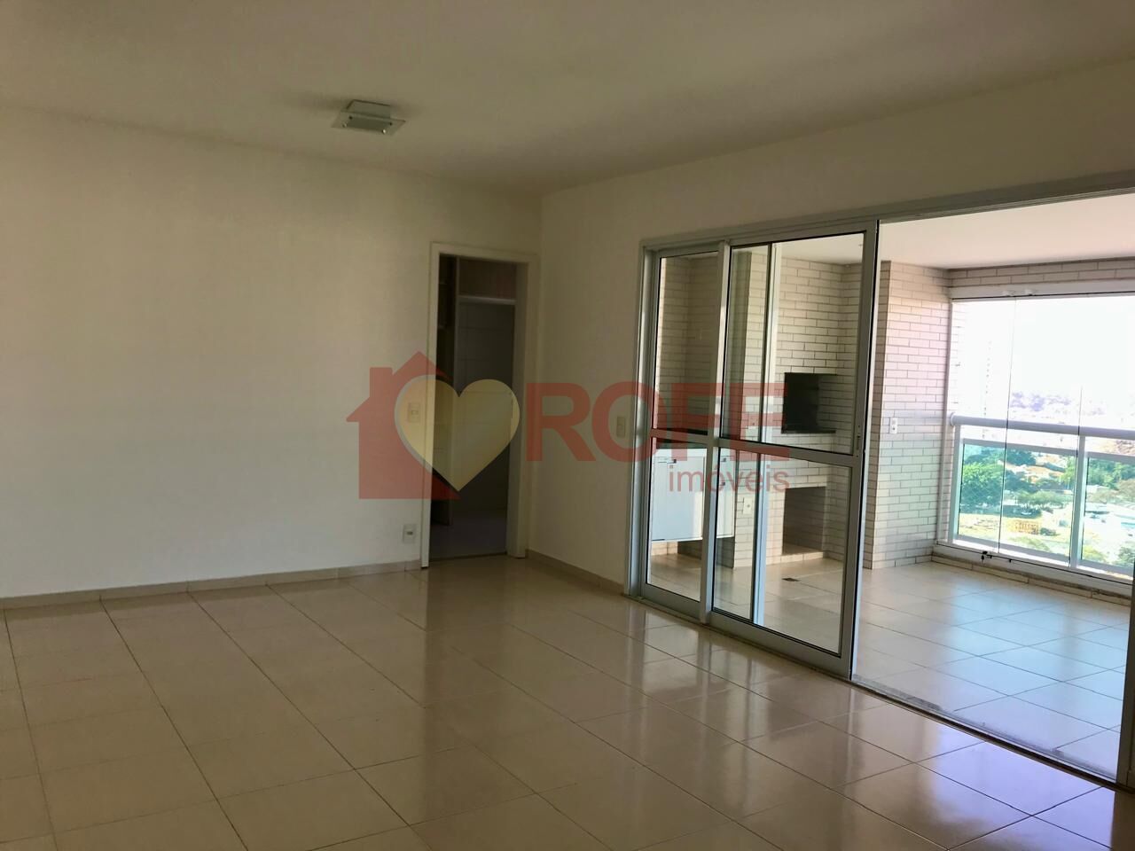 Foto 3 - RF11905