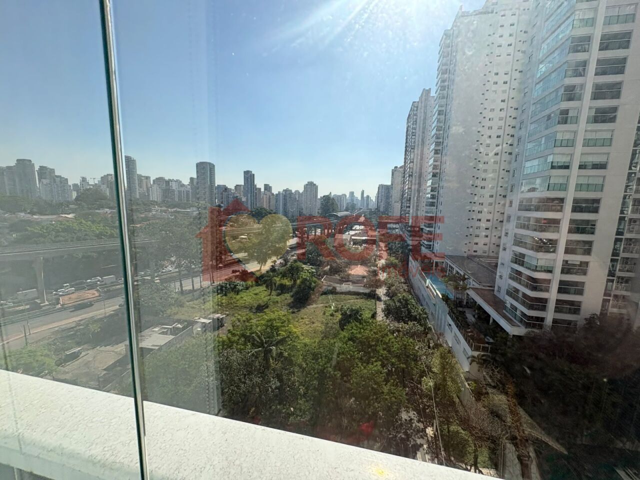 Foto 4 - RF14031