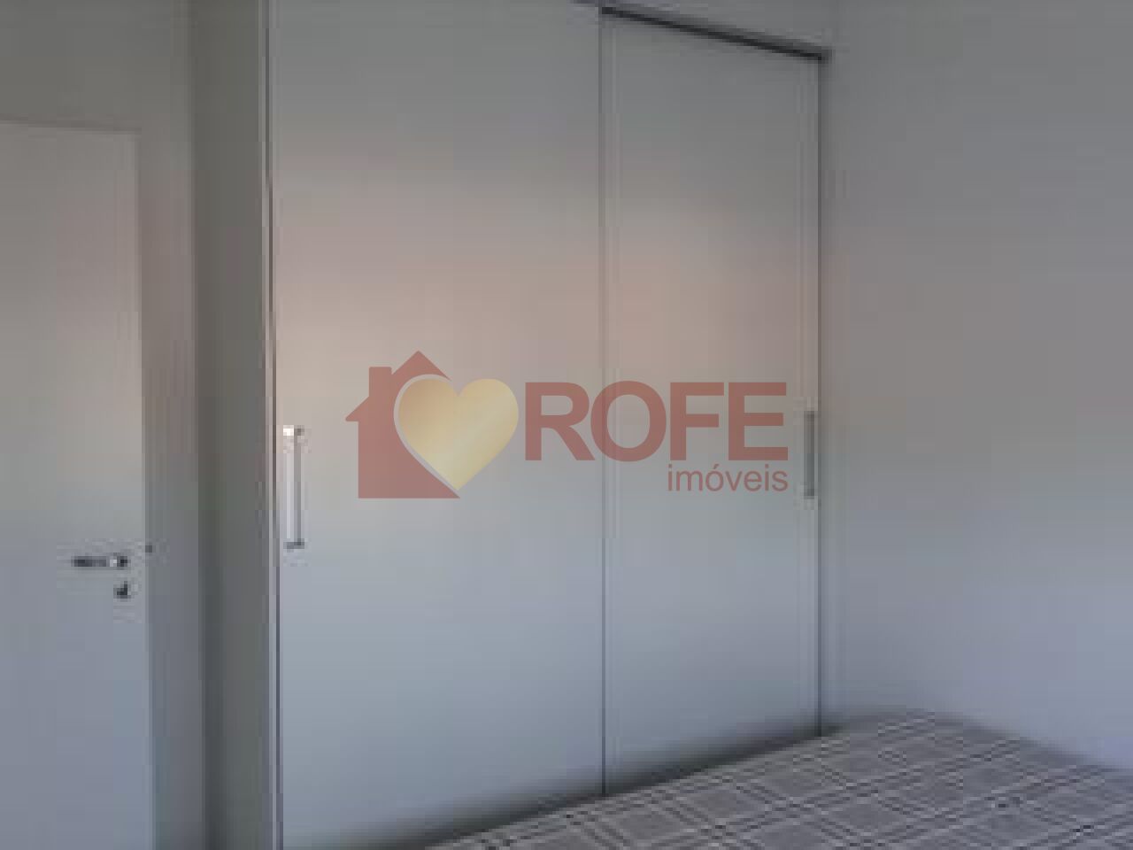 Foto 10 - RF1448