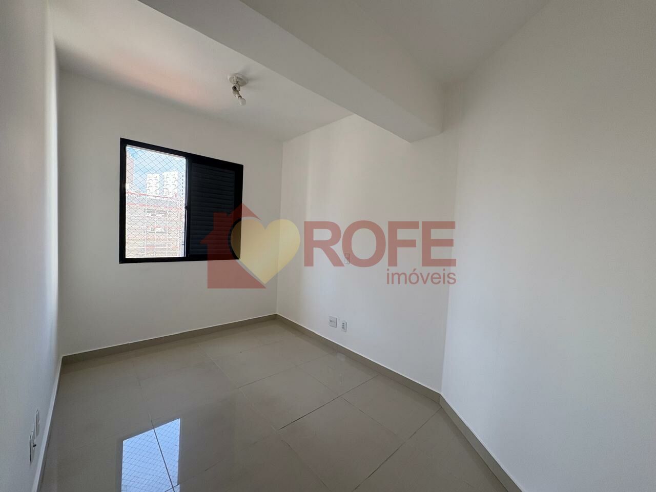 Foto 6 - RF15300