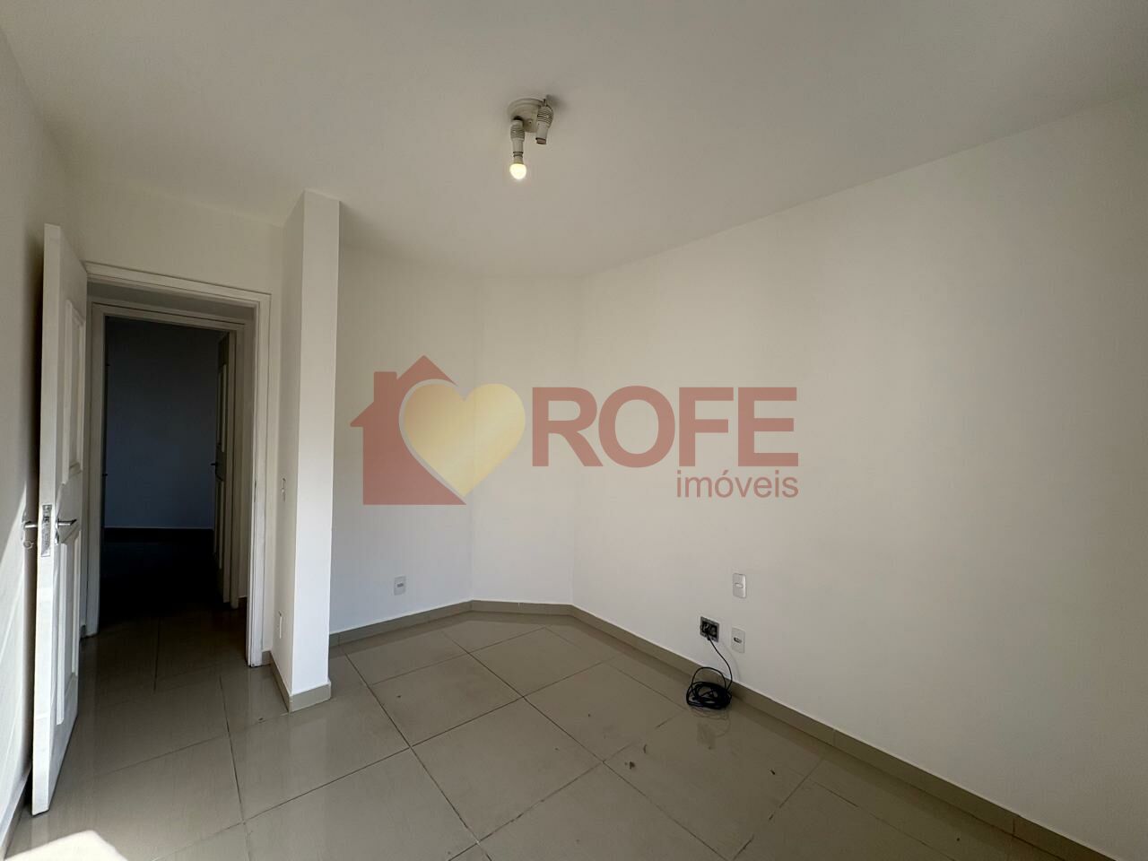 Foto 7 - RF15300