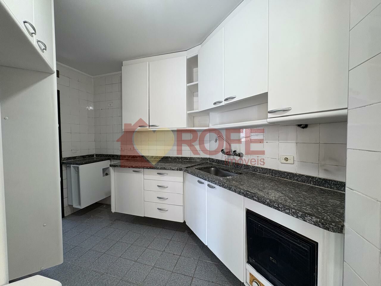 Foto 12 - RF15300