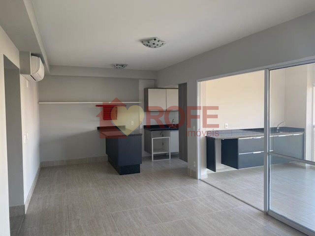 Foto 3 - RF15853