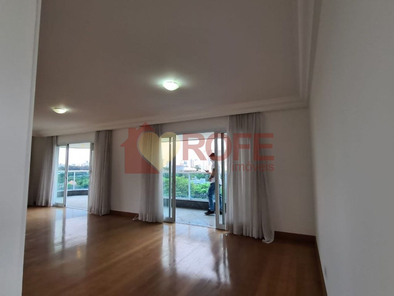 Foto 3 - RF16316