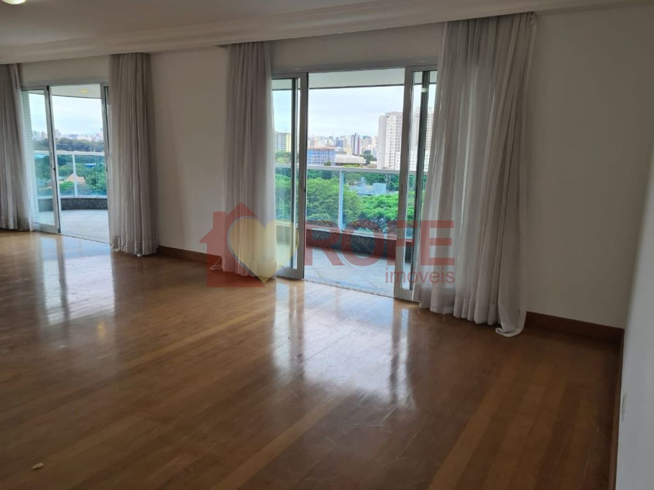 Foto 4 - RF16316