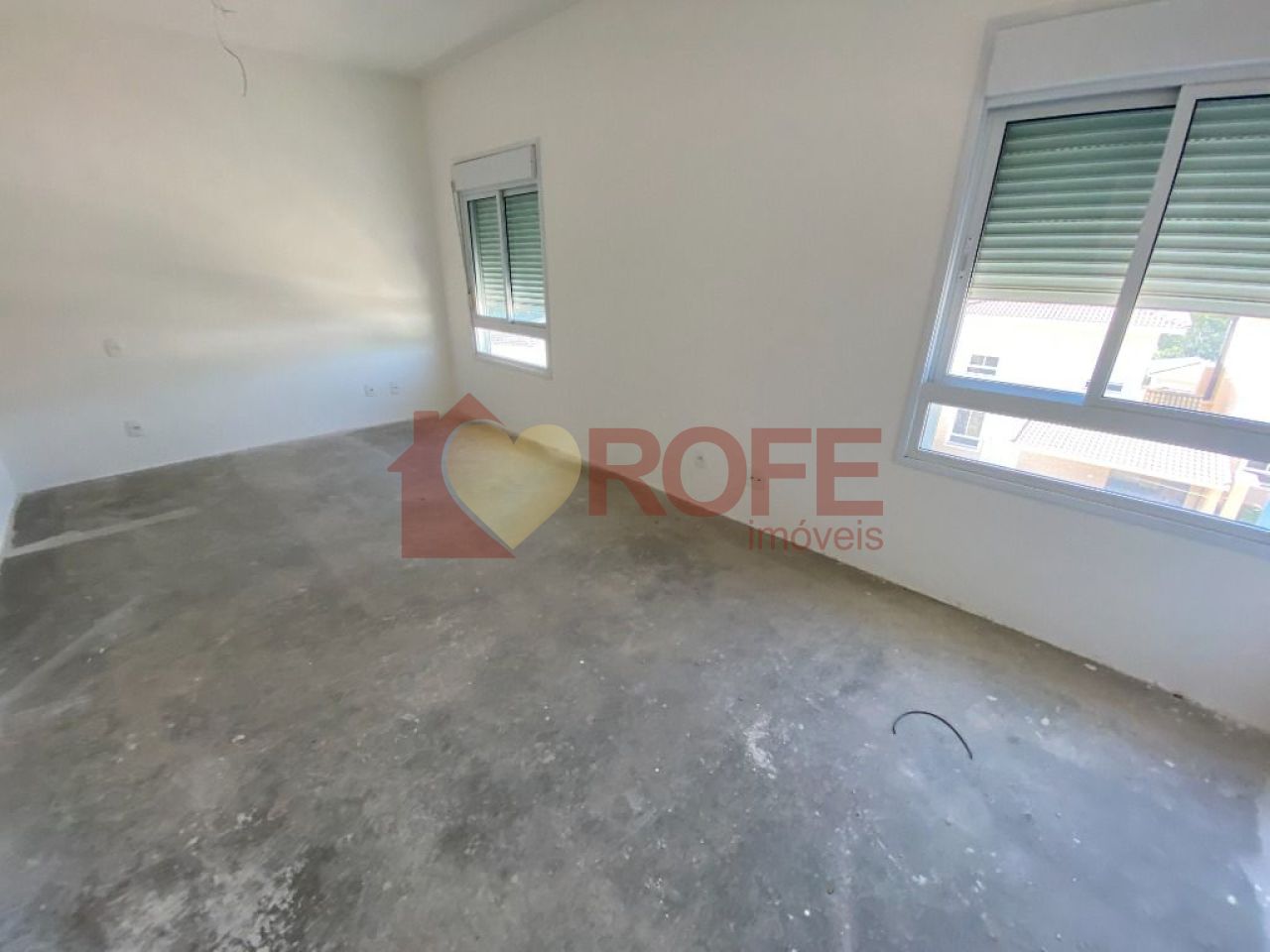 Foto 3 - RF16351