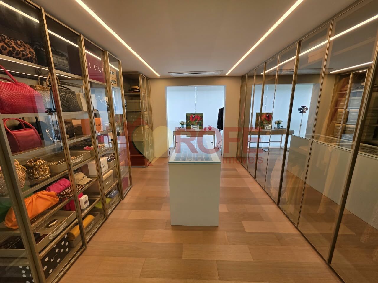 Foto 7 - RF16389
