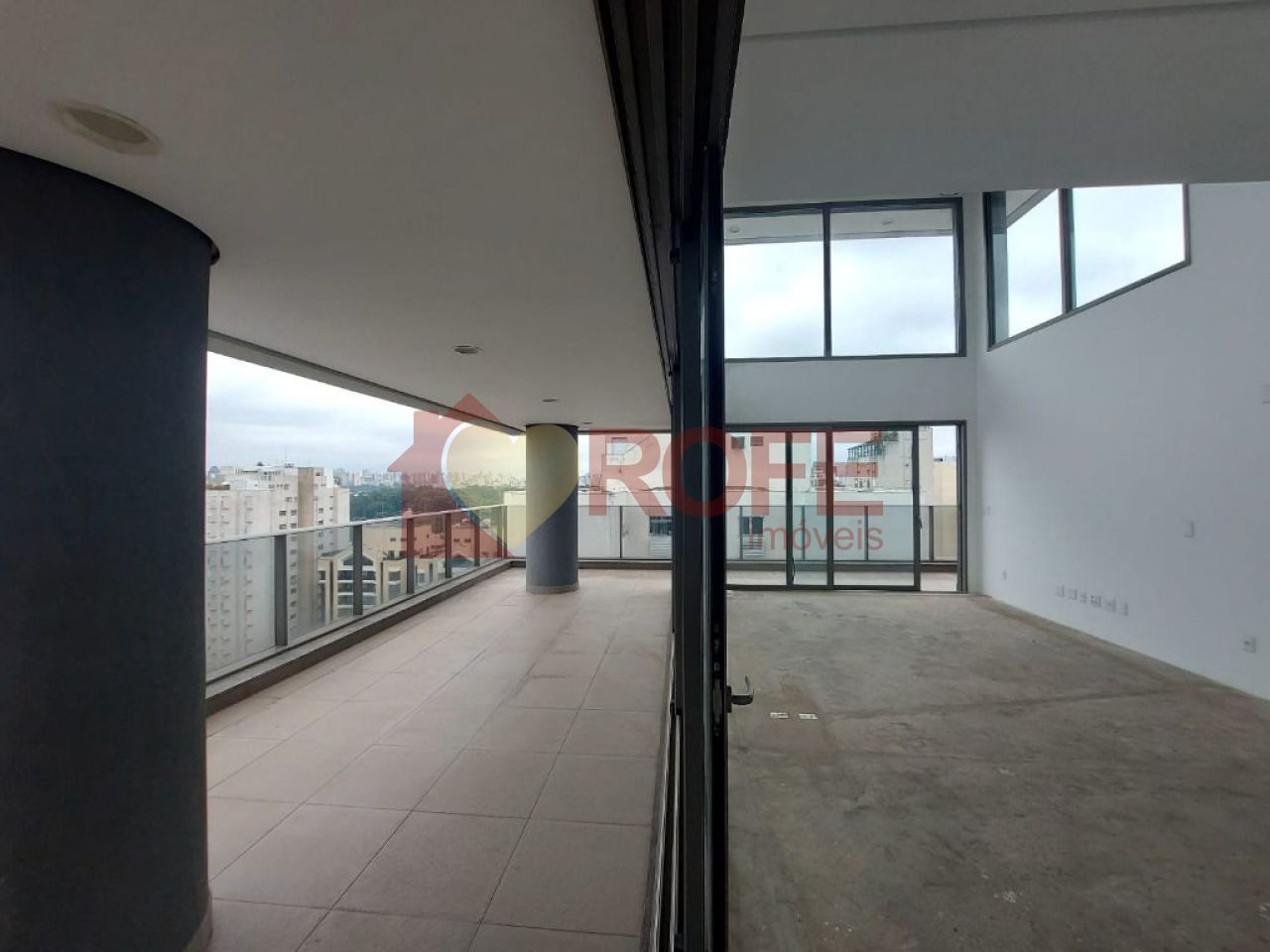 Foto 2 - RF16814