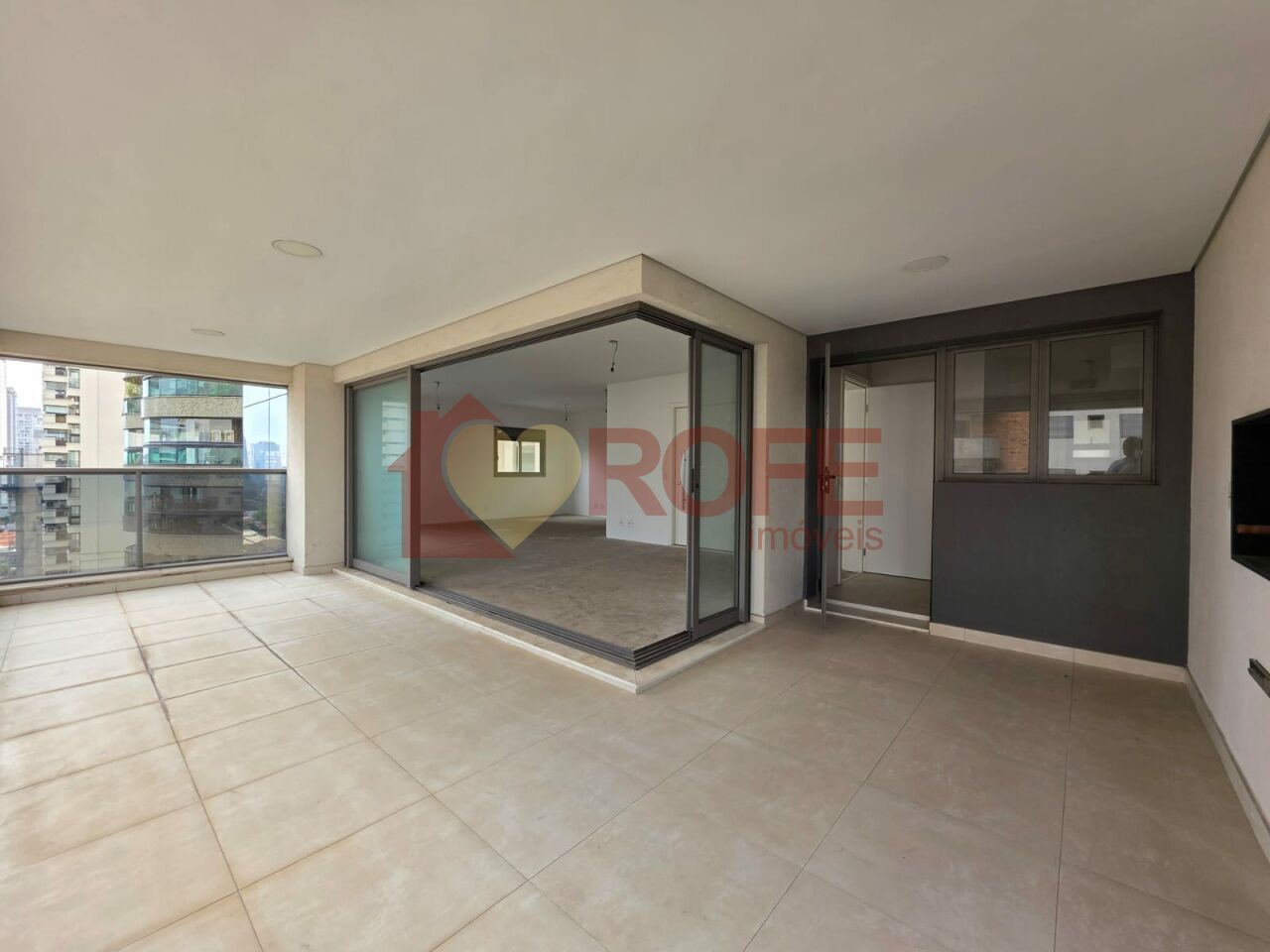 Foto 4 - RF17126