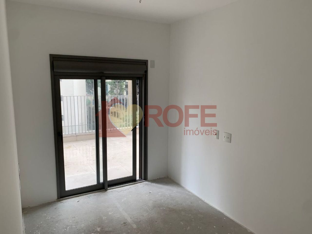 Foto 4 - RF17892