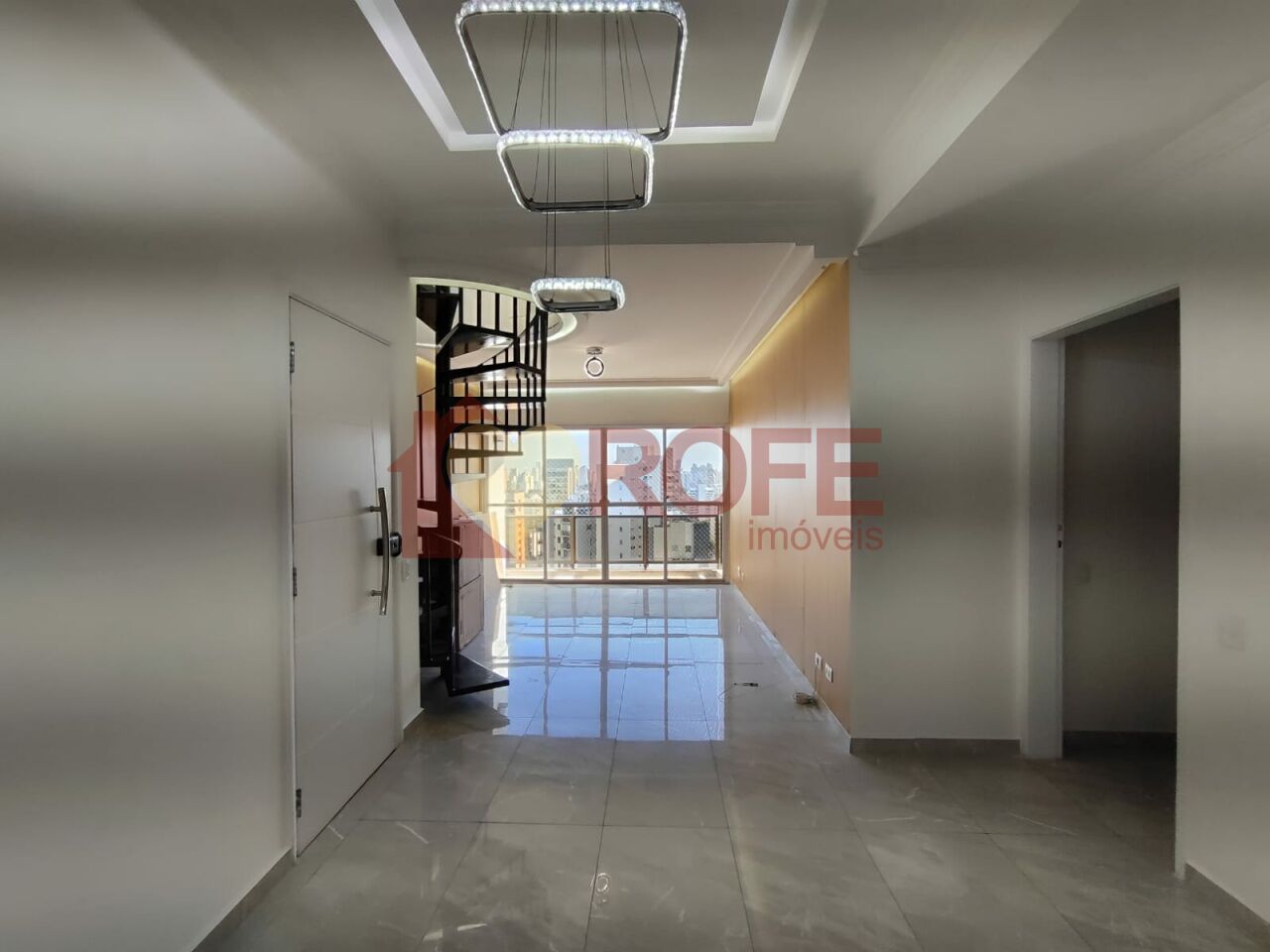 Foto 2 - RF17907