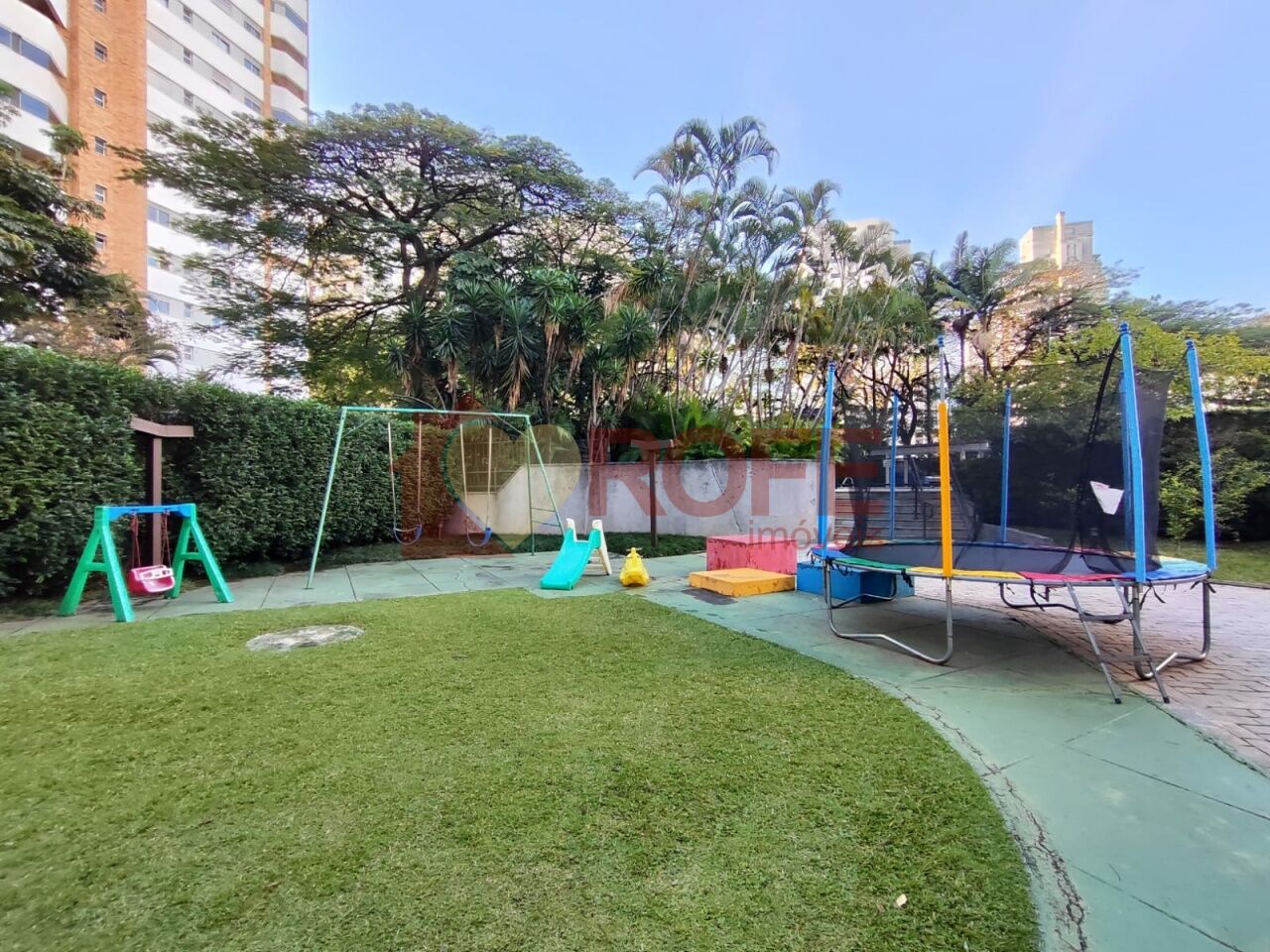 Foto 46 - RF17907
