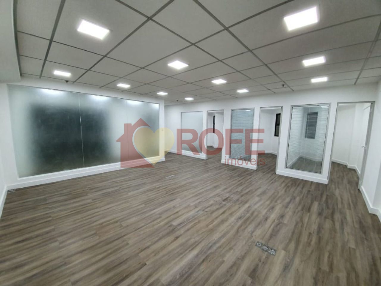 Foto 4 - RF18157