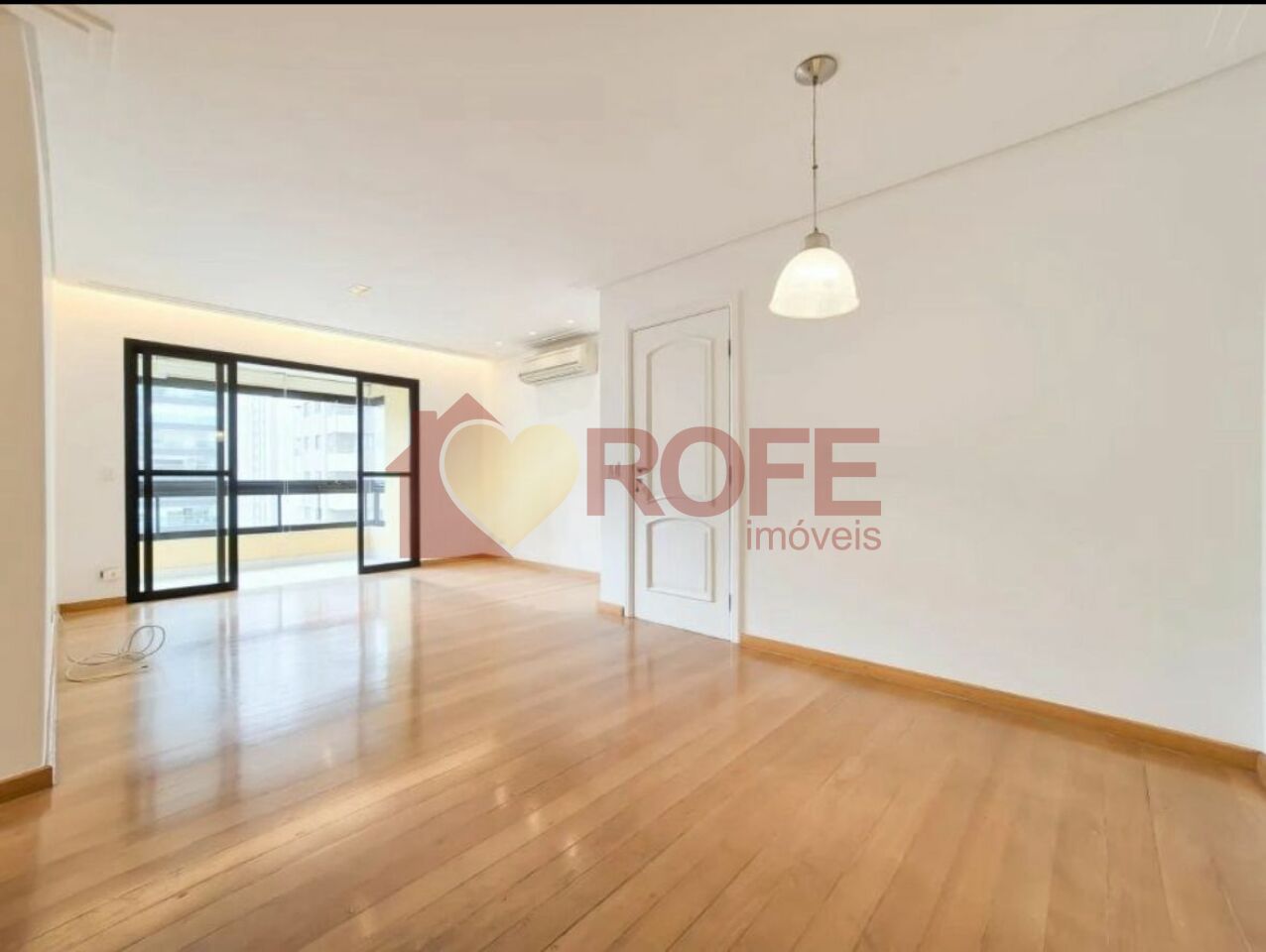 Foto 4 - RF18337