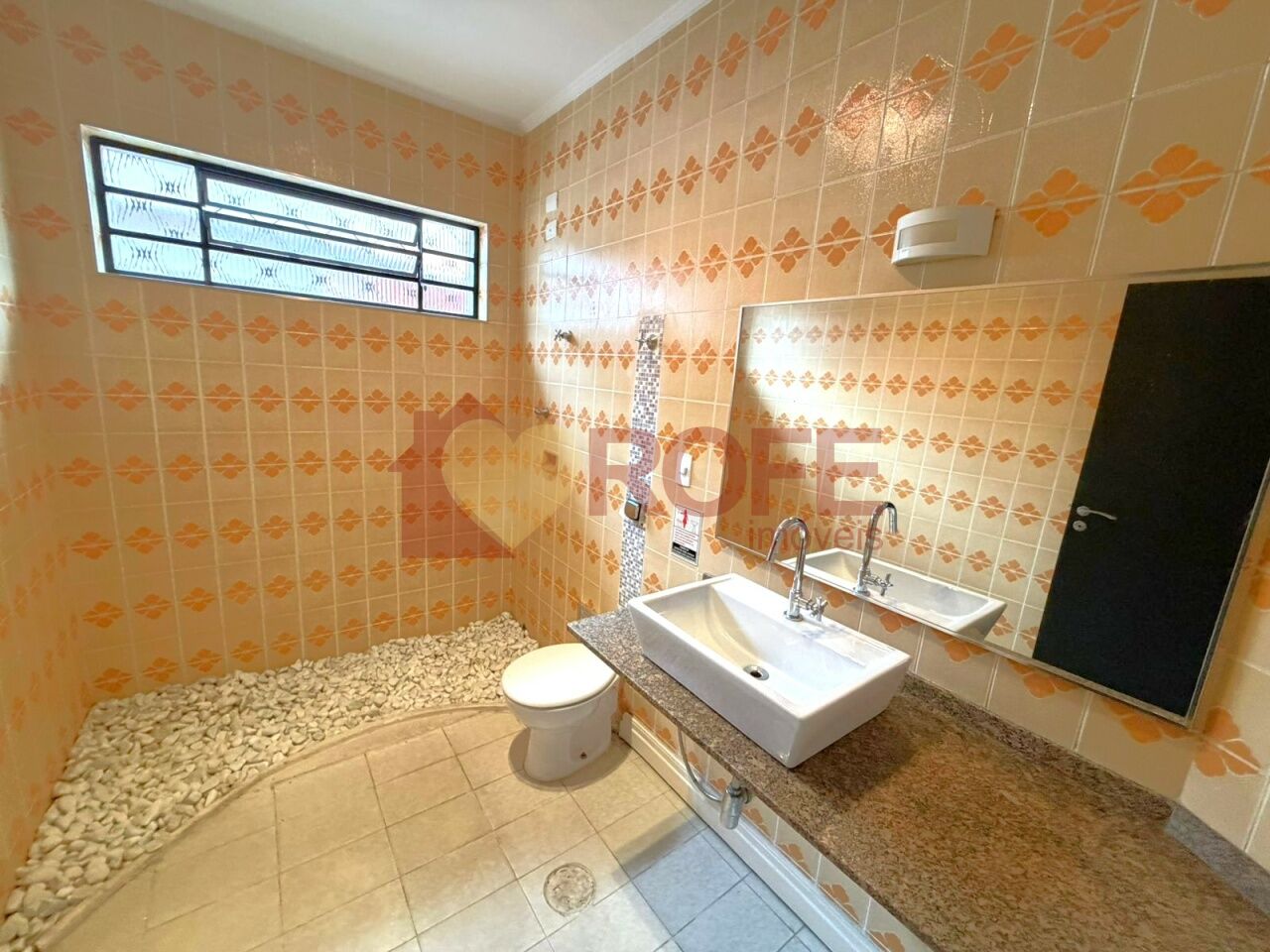 Foto 5 - RF18512