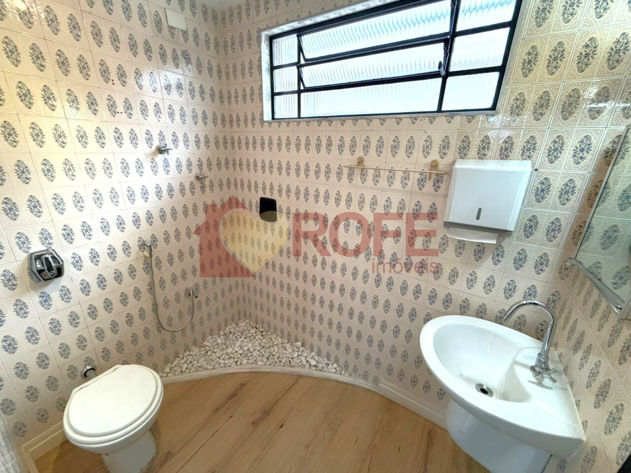 Foto 8 - RF18512