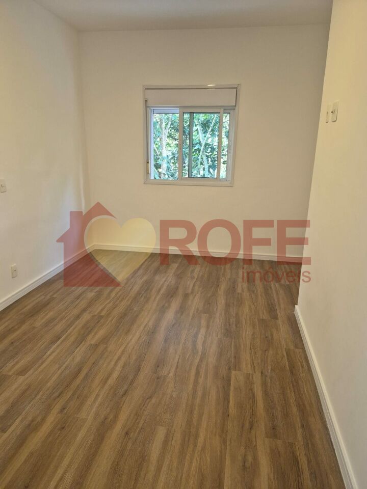 Foto 8 - RF18523