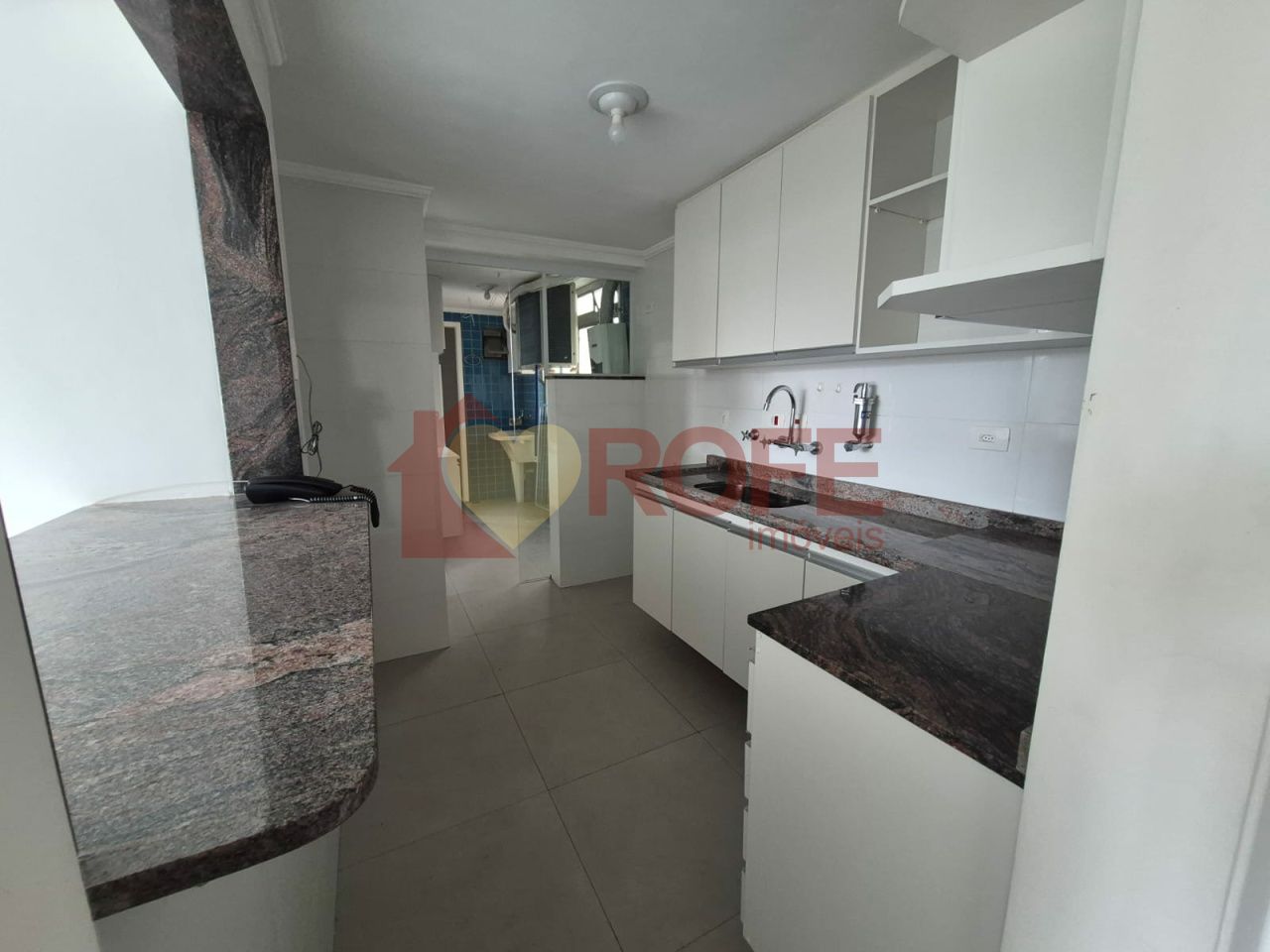 Foto 3 - RF18548