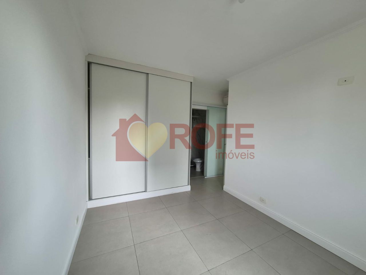Foto 23 - RF18548