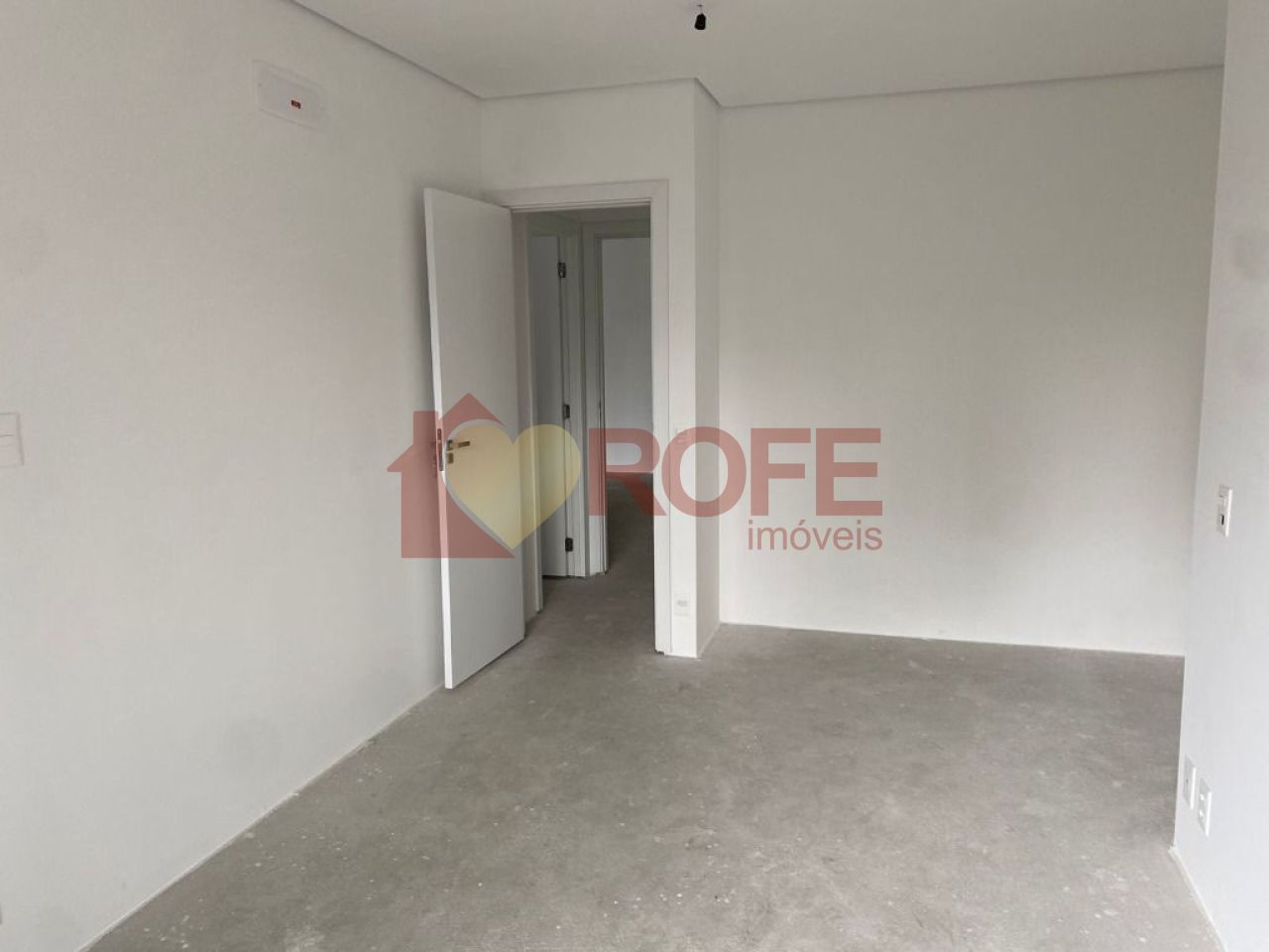 Foto 4 - RF19015