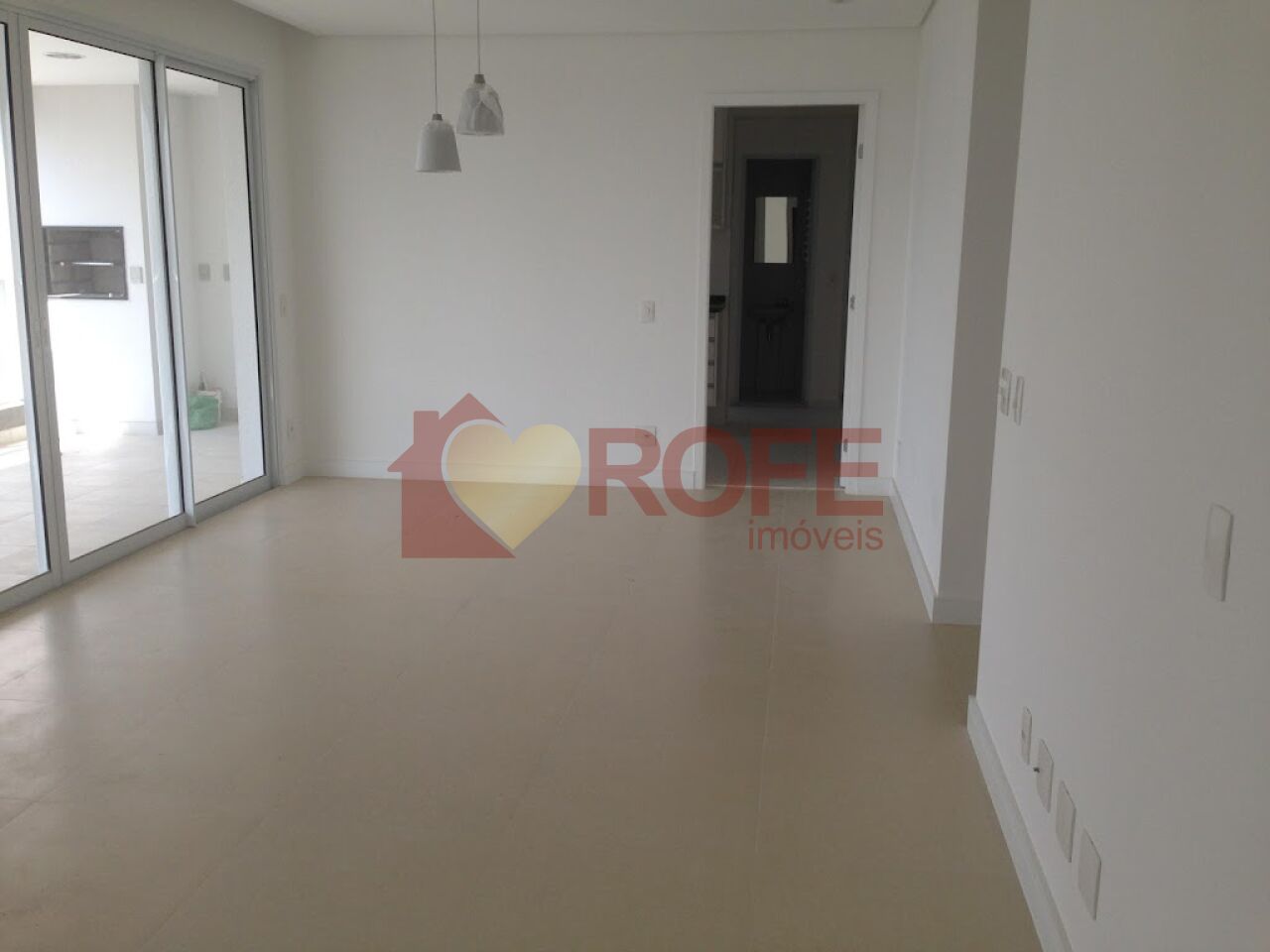 Foto 3 - RF2142