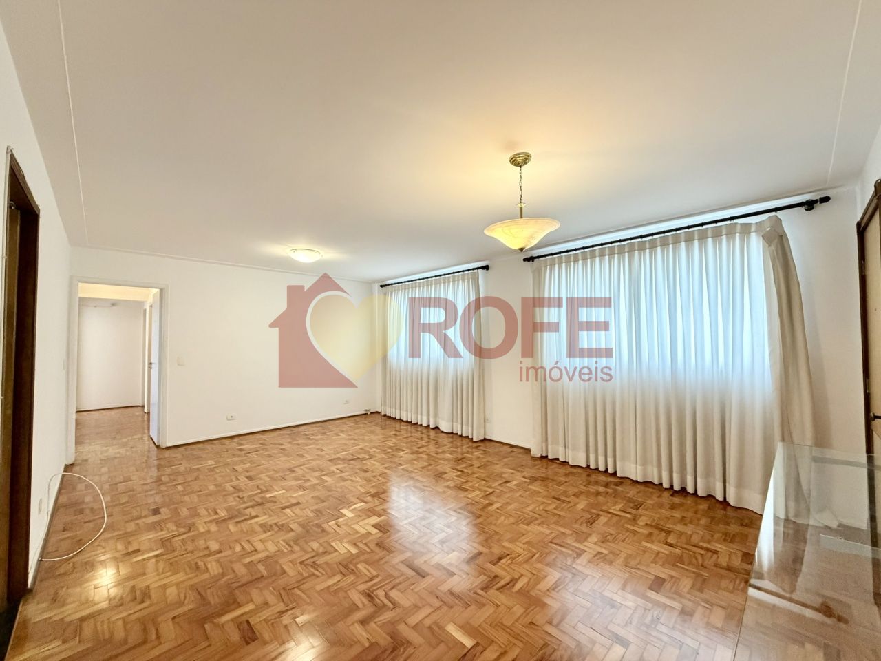 Foto 3 - RF21743