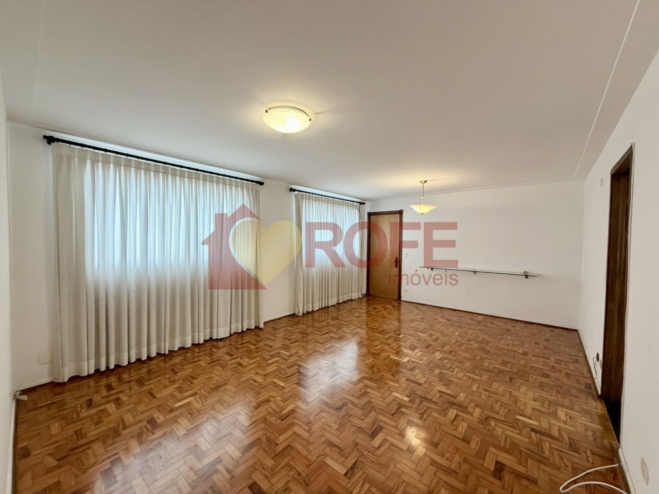 Foto 1 - RF21743
