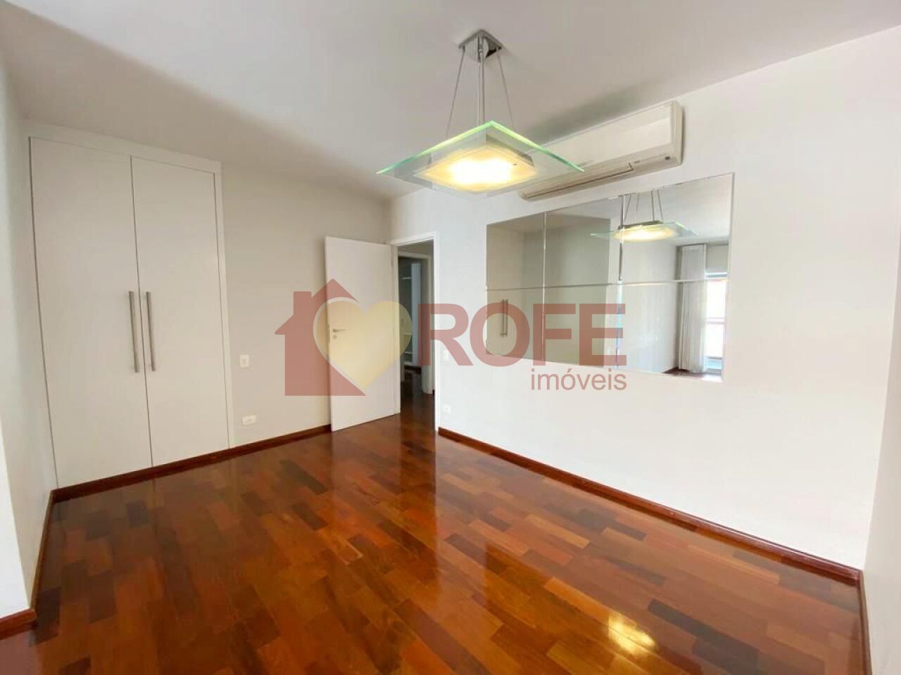 Foto 5 - RF22542