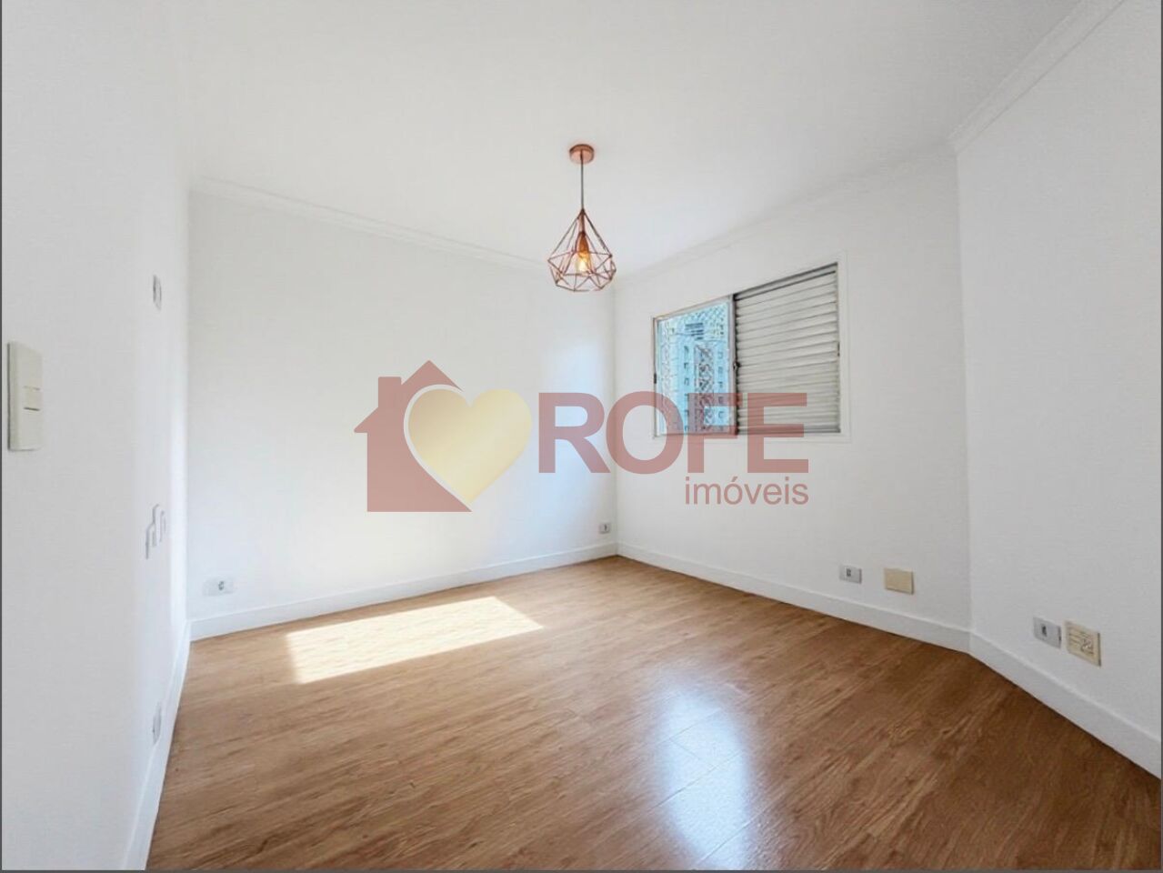 Foto 4 - RF23822