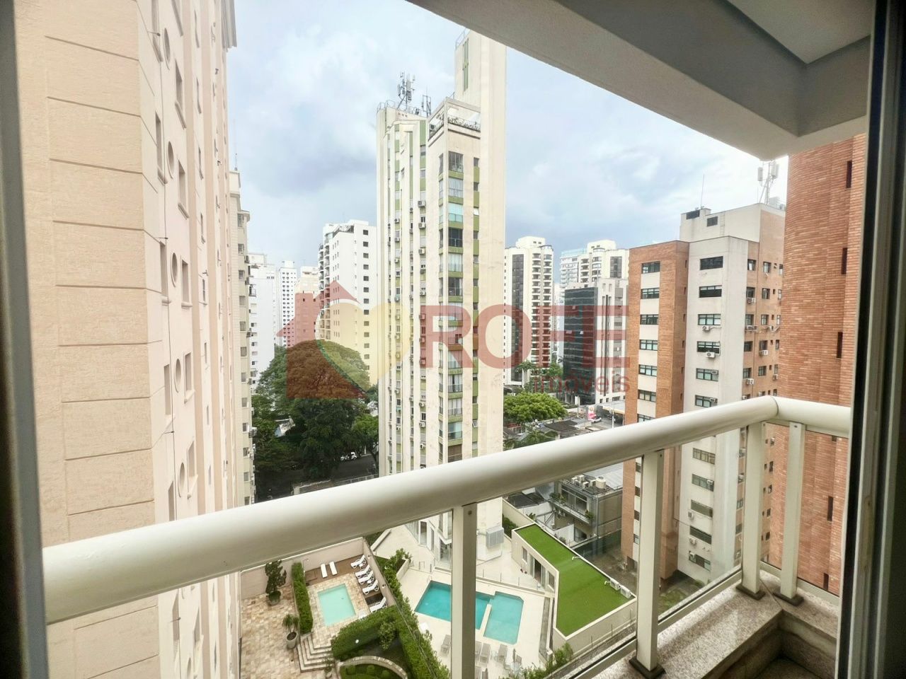 Foto 32 - RF2409