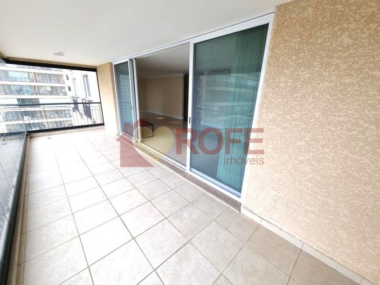 Foto 7 - RF24696