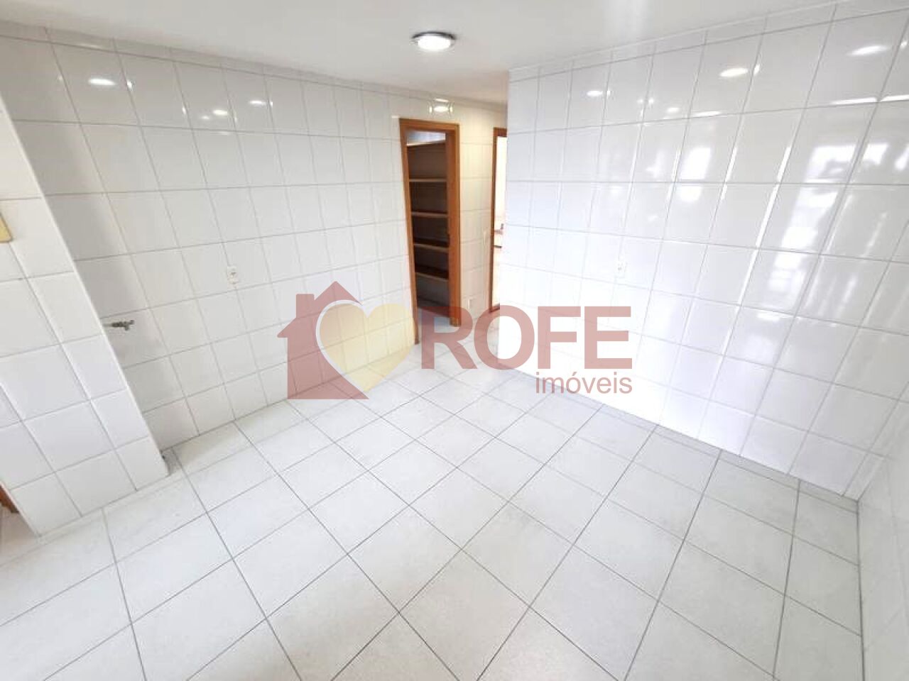 Foto 33 - RF24696