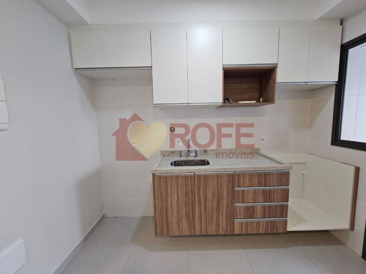 Foto 6 - RF24736