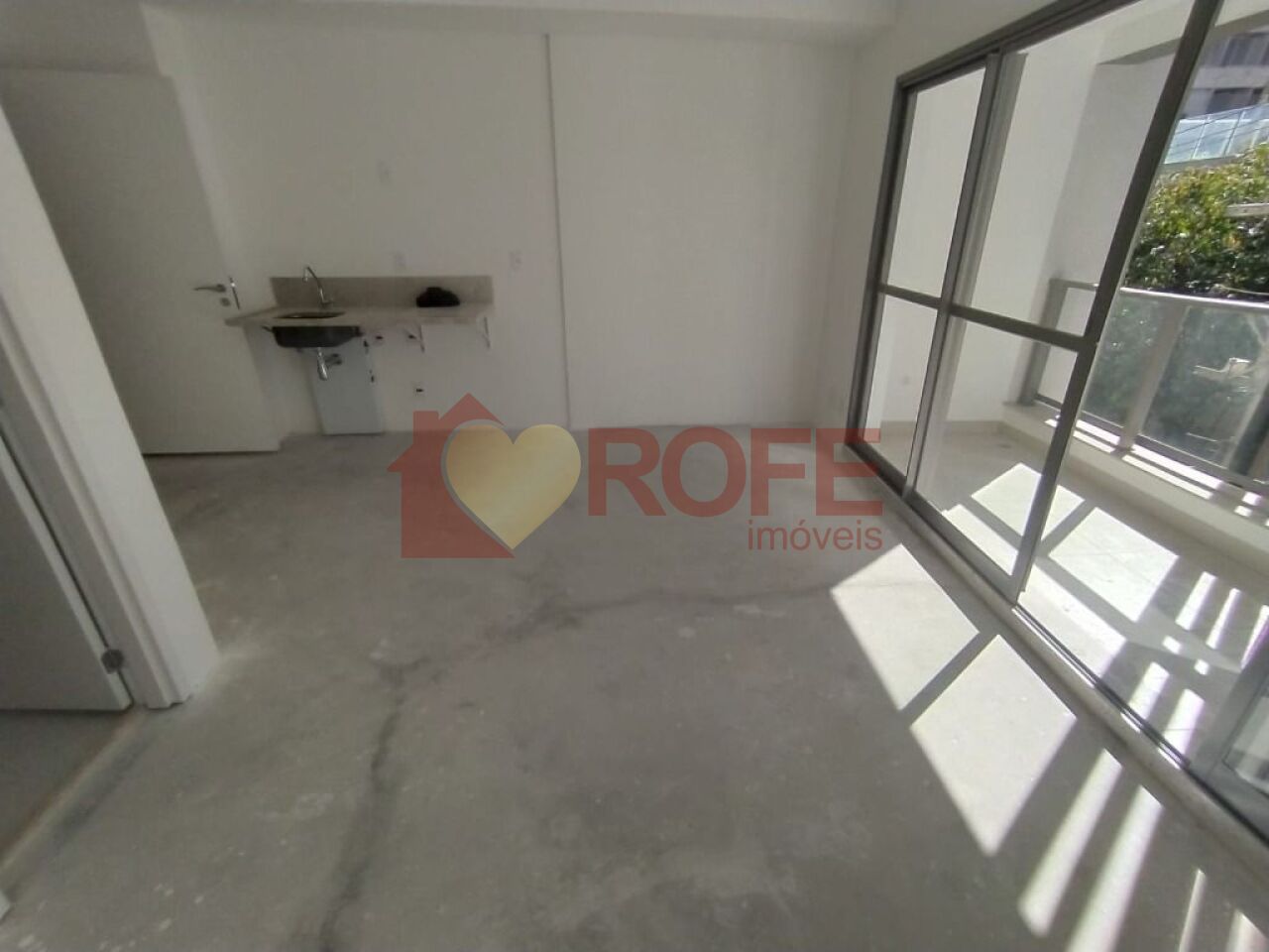 Foto 8 - RF24843