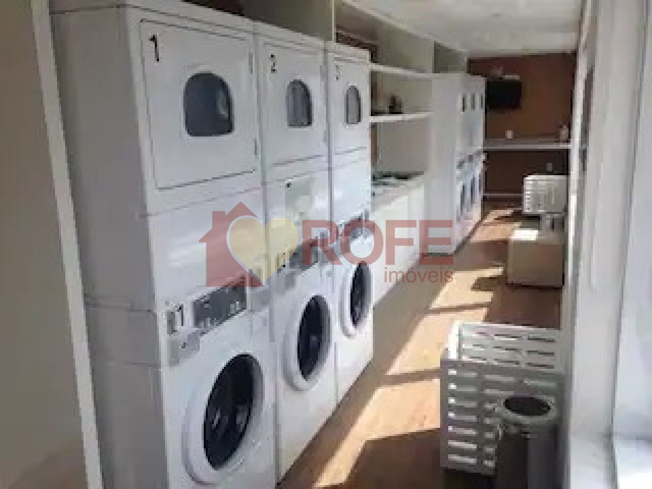 Foto 9 - RF24948
